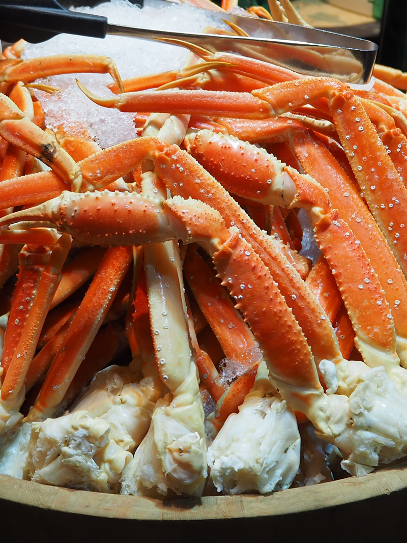 Cajun combo deal large crab 6-ounce tails shrimp and sauce!!